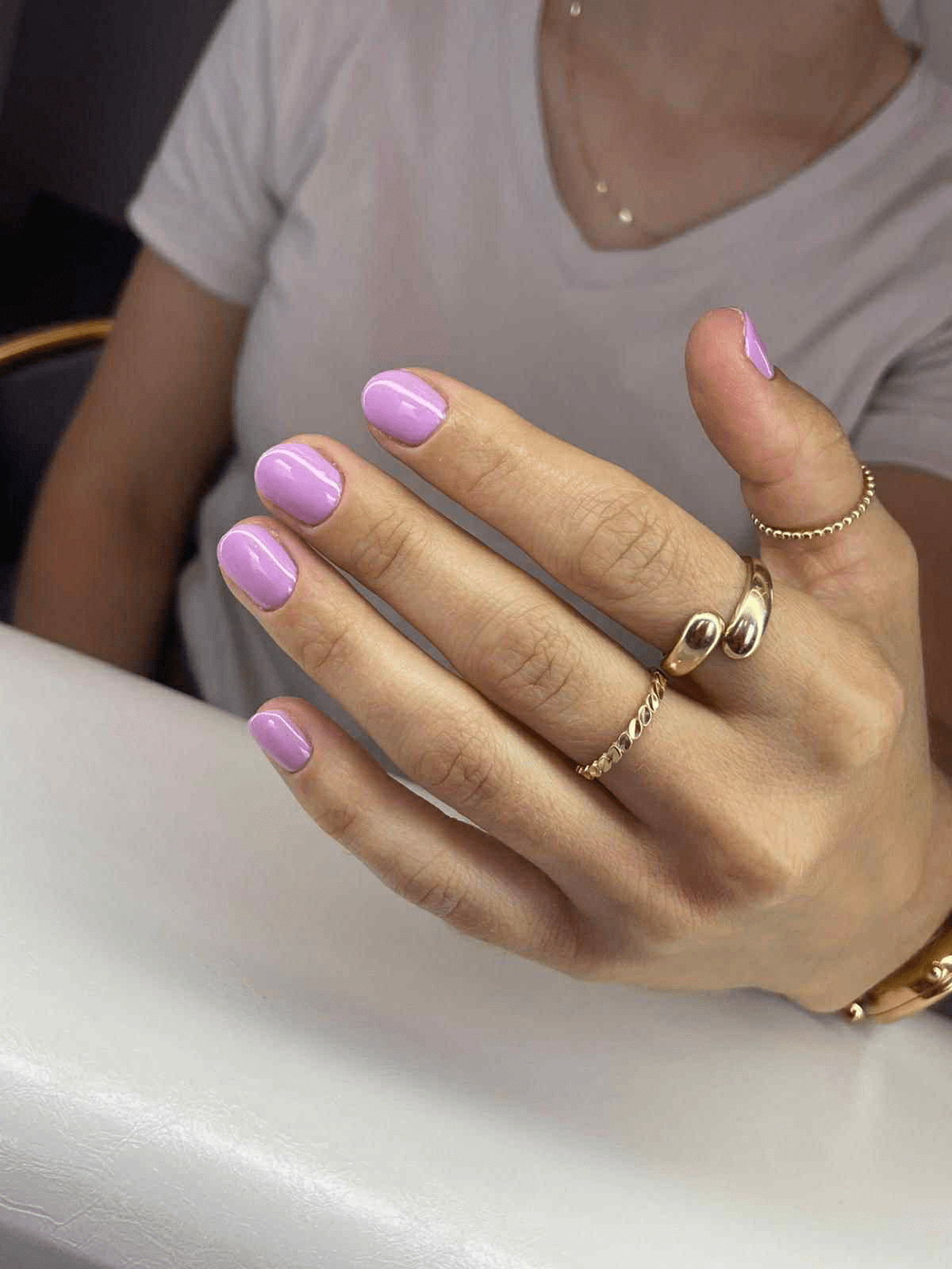 Fioletowe paznokcie hybrydowe - manicure Lublin