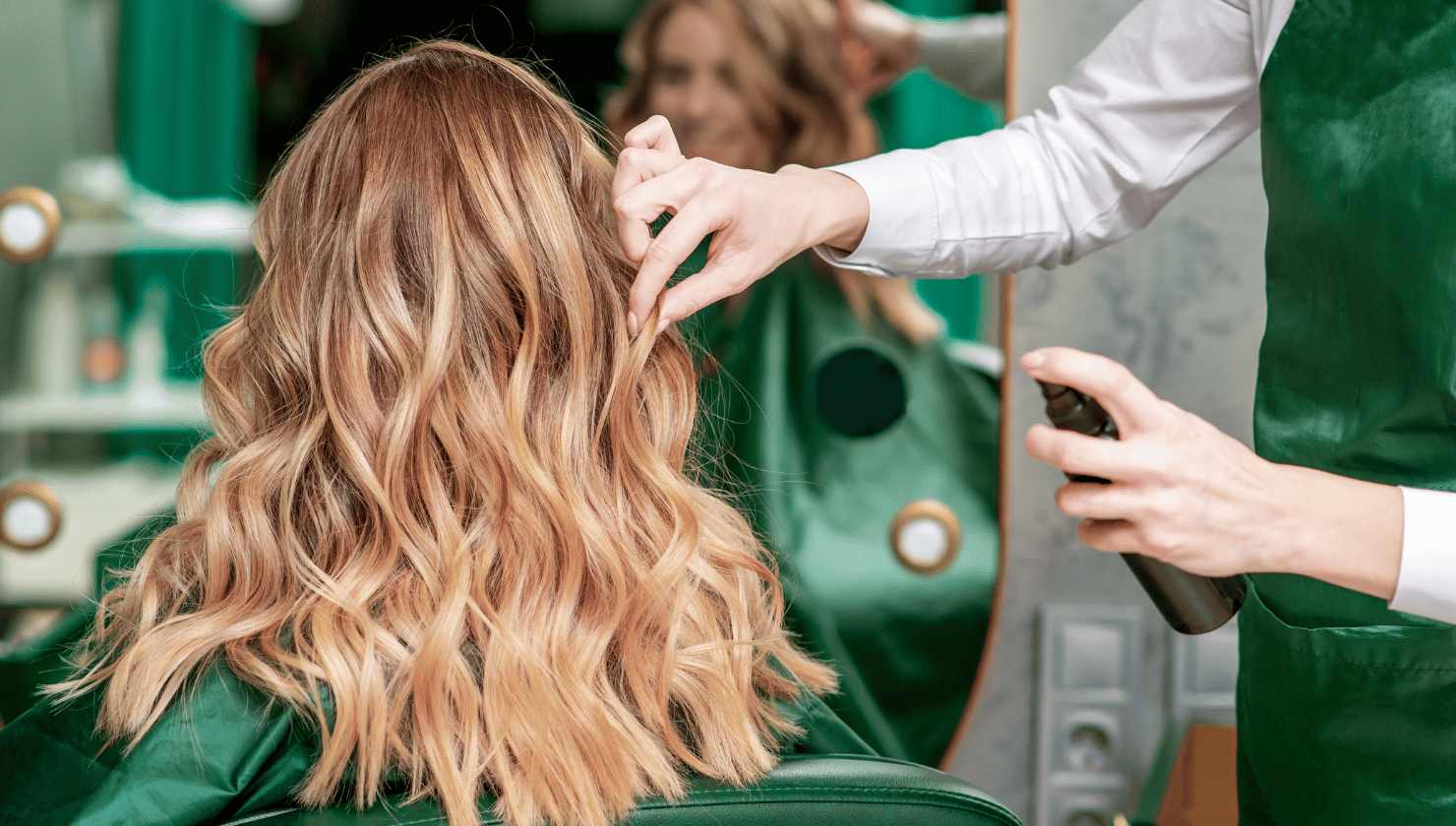 fryzury na jesień 2025 – modne fale i kolory włosów, Willowa Beauty Lublin