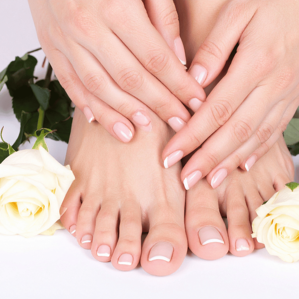 French pedicure i manicure – naturalna klasyka