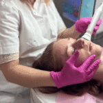 Oczyszczanie wodorowe twarzy w profesjonalnym salonie kosmetycznym Willowa Beauty